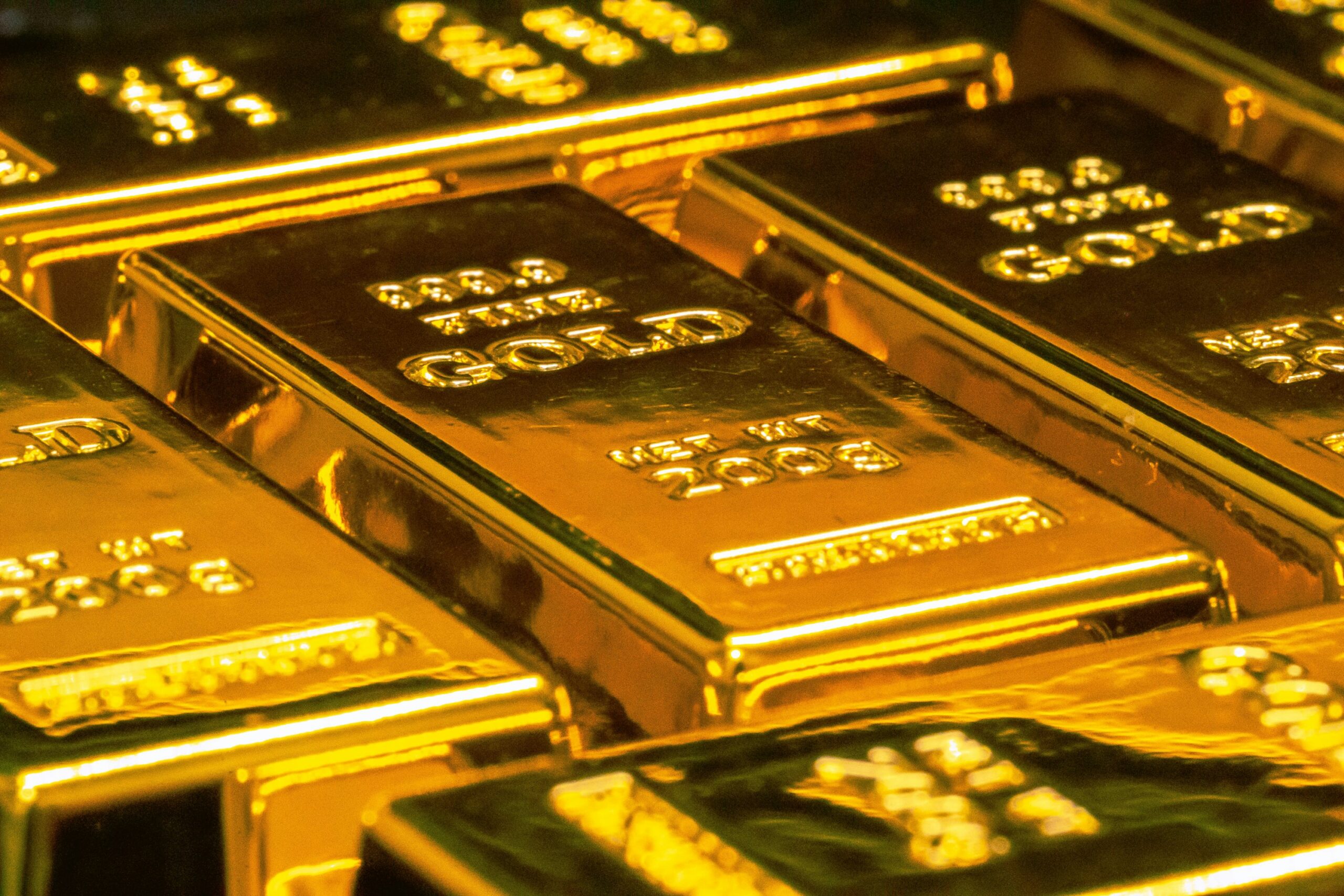 Gold Prices Soar on April 14, 2025: 24K Hits ₹90,660 per 10 Grams in India 1 Gold Price 14/04/2025